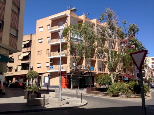 Rehabilitación de edificio en calle Altamira (Almería)