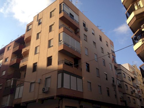 Rehabilitación de edificio en calle Pintor Fortuny (Almería)