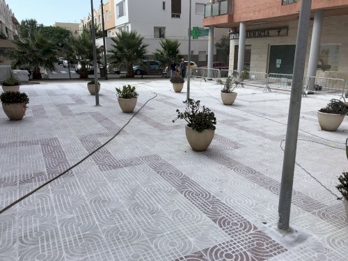 Impermeabilización y solado de plazoleta de residencial en Cortijo Grande (Almeria)