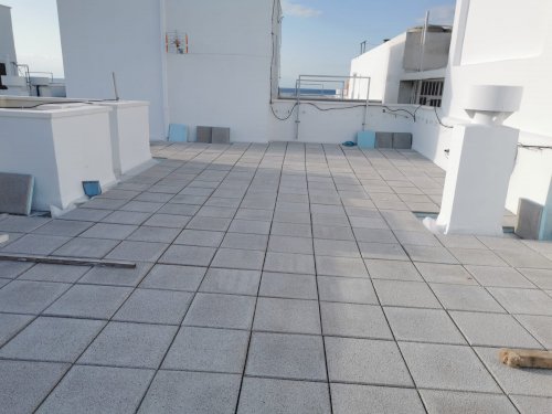 Rehabilitación de edificio en Paseo Marítimo/Avda. Cabo de Gata (Almería)
