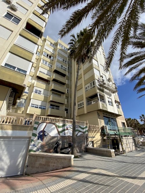 Rehabilitación de edificio en Paseo Marítimo/Avda. Cabo de Gata (Almería)